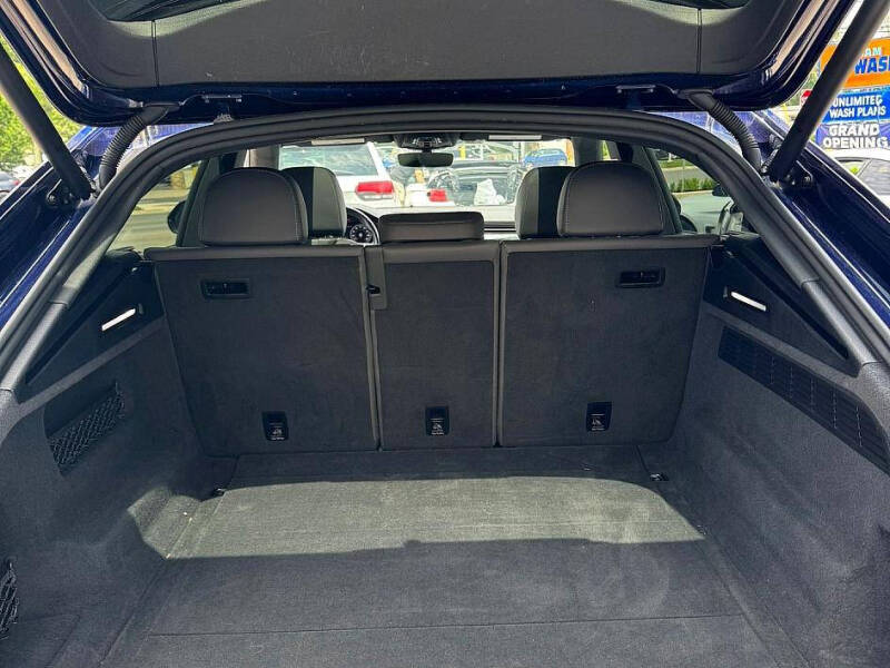 2019 Audi Q8 quattro Premium Plus 55 TFSI