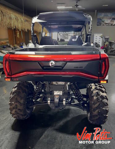 2024 Can-Am Commander Max XT