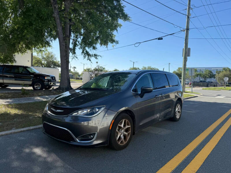 2017 Chrysler Pacifica