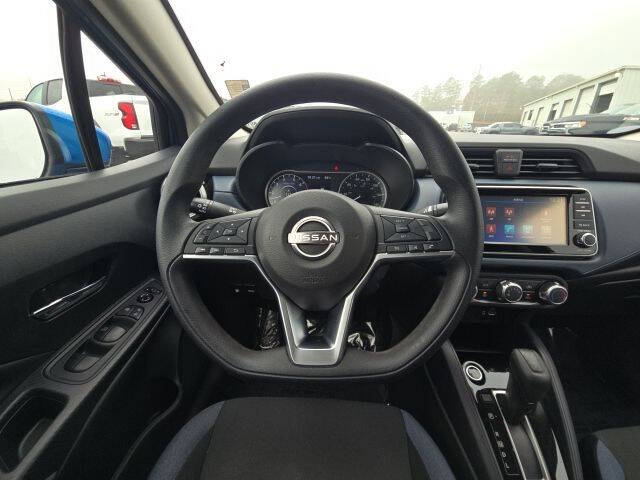 2024 Nissan Versa SV