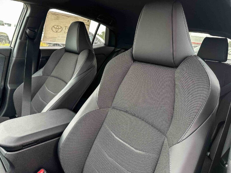 2026 Toyota C-HR SE