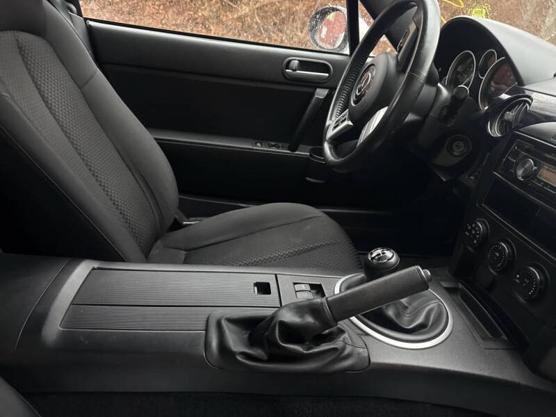 2006 Mazda MX-5 Miata