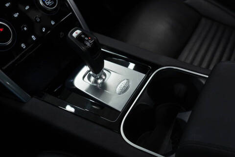 2022 Land Rover Discovery Sport P250 SE