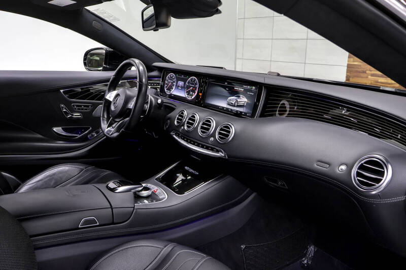 2016 Mercedes-Benz S-Class AMG S 63