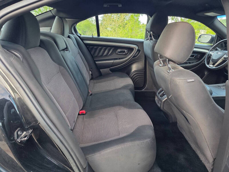 2015 Ford Taurus SEL