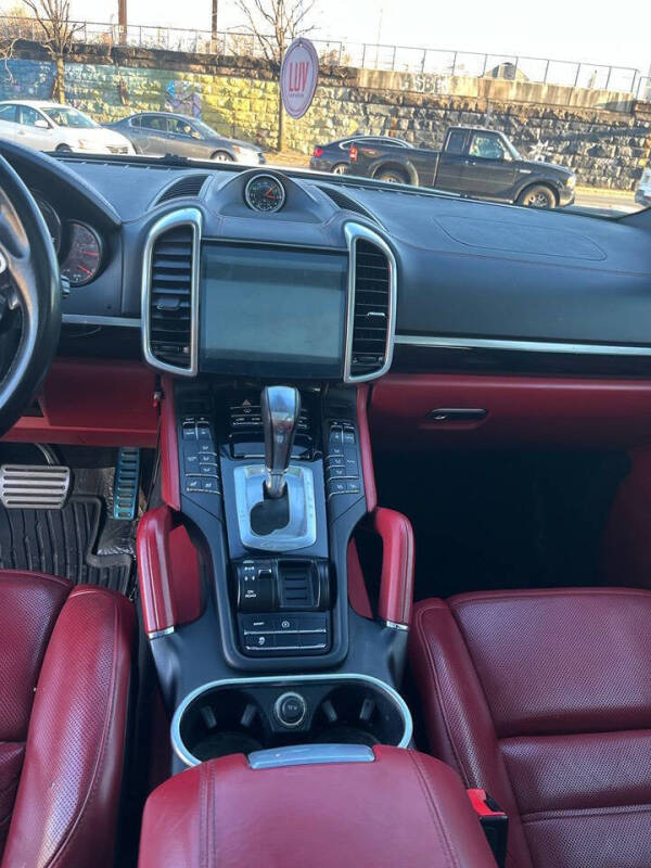 2015 Porsche Cayenne S