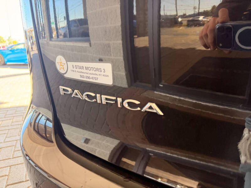 2019 Chrysler Pacifica Touring L 35th Anniversary