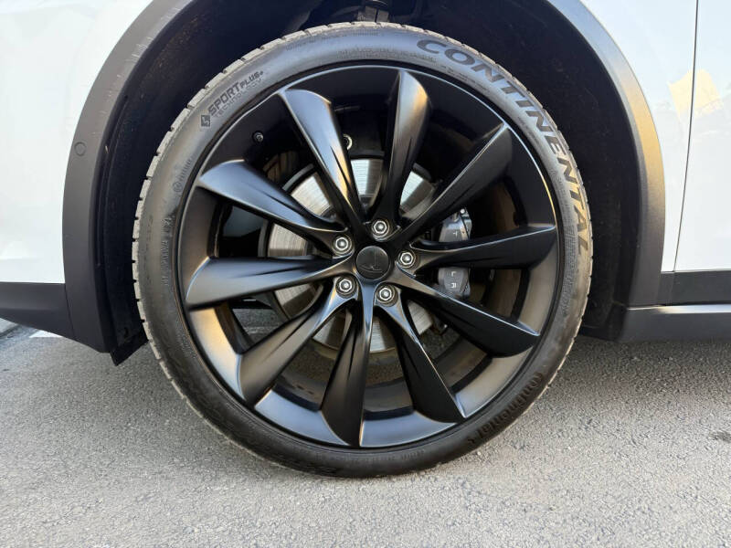 2020 Tesla Model X Long Range Plus