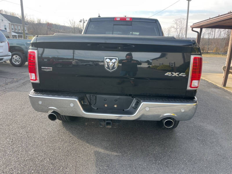 2017 RAM 1500 Laramie