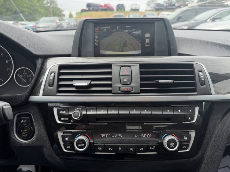 2017 BMW 3 Series 320i