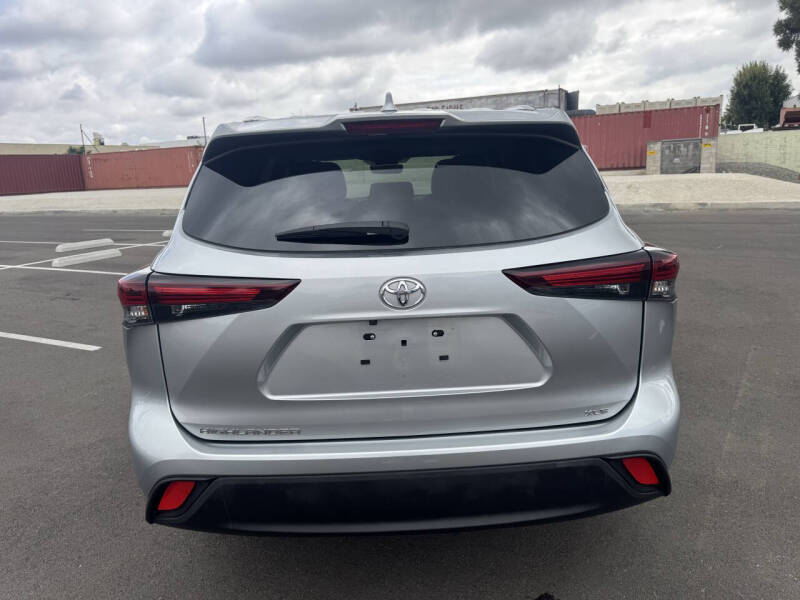 2024 Toyota Highlander XLE