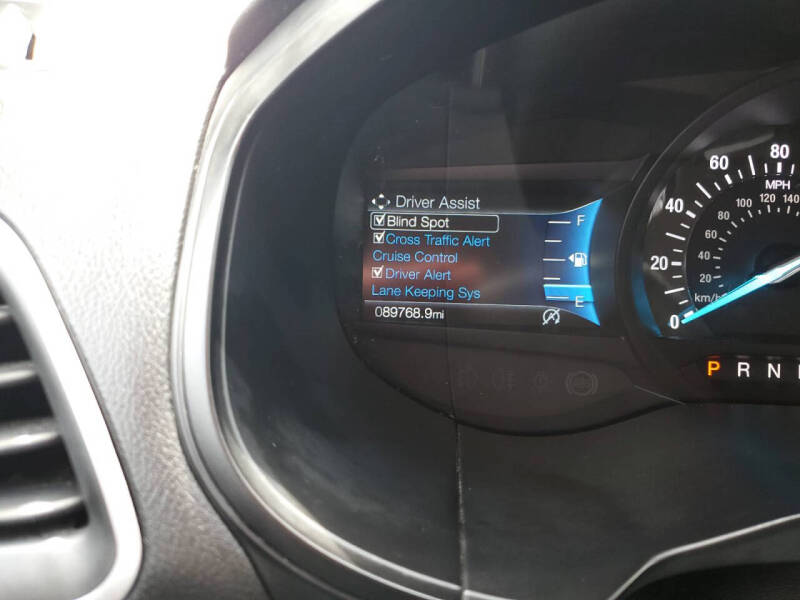 2022 Ford Edge
