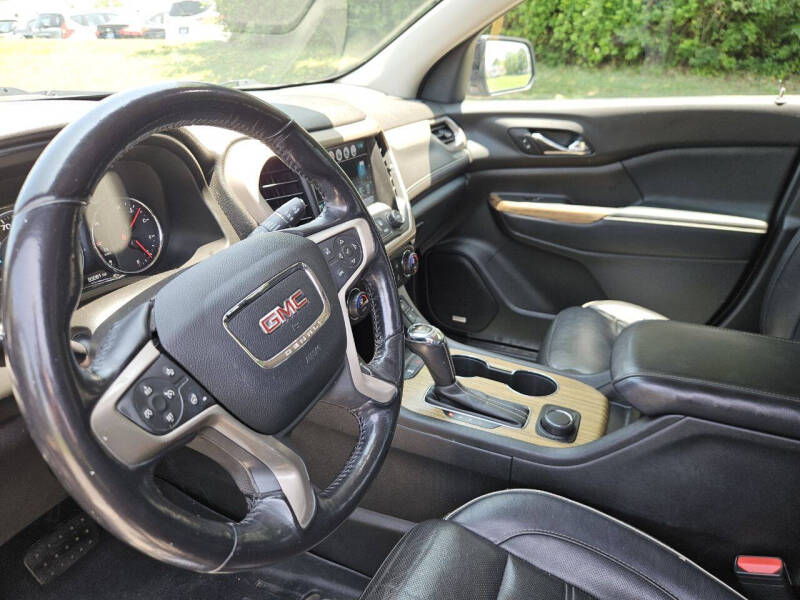 2018 GMC Acadia Denali