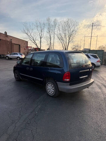 2000 Plymouth Voyager