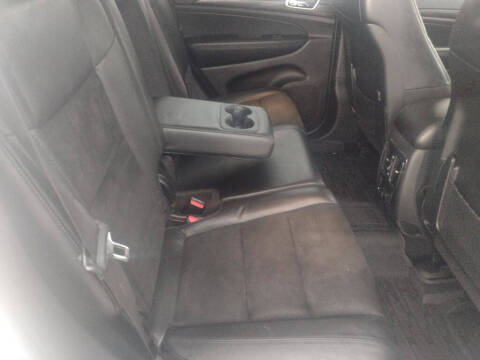 2020 Jeep Grand Cherokee Laredo