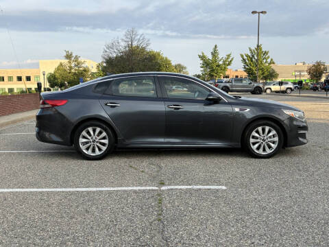 2017 Kia Optima LX