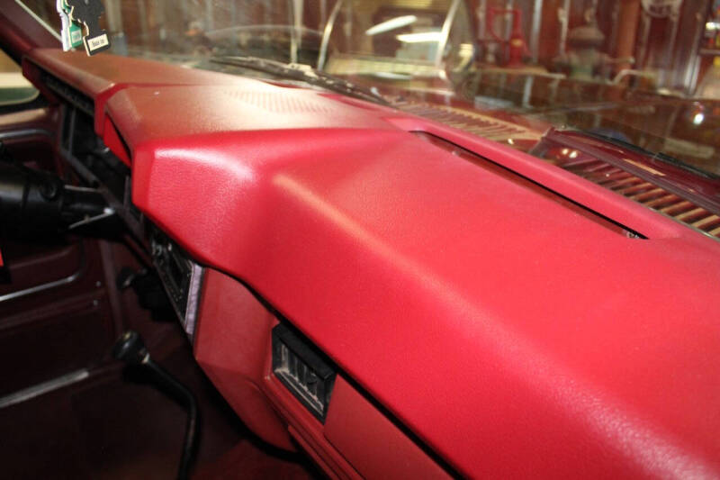 1985 Ford F-150 XLT Lariat