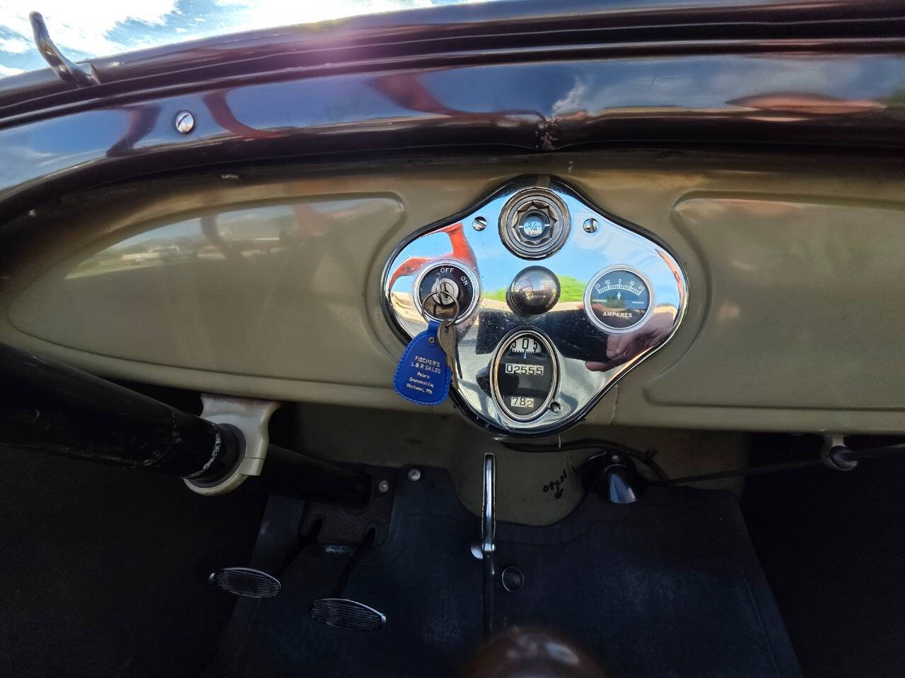 1928 Ford Roadster 61
