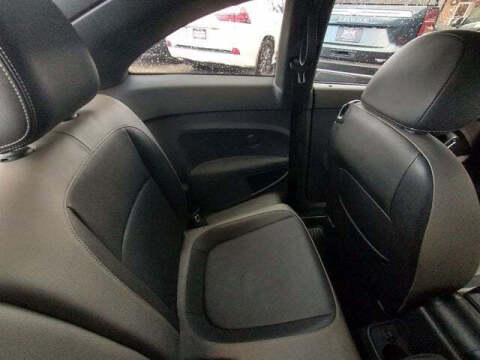 2015 Volkswagen Beetle 1.8T Classic PZEV