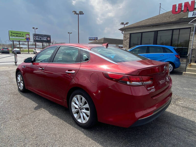2018 Kia Optima S