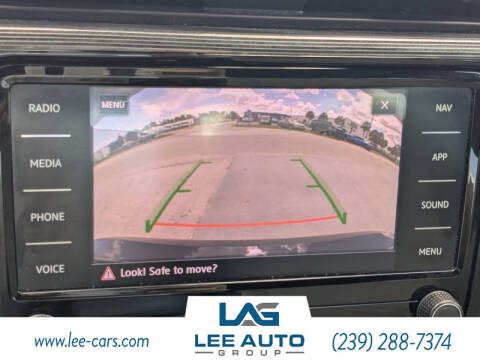 2021 Volkswagen Passat R-Line