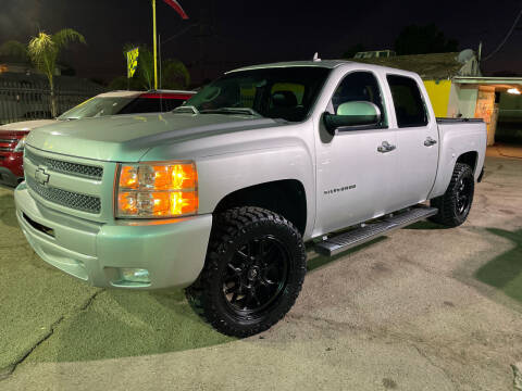2011 Chevrolet Silverado 1500 for sale at JR'S AUTO SALES in Pacoima CA