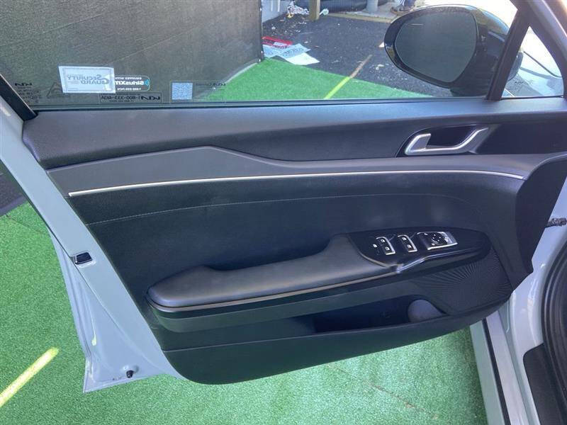 2022 Kia K5