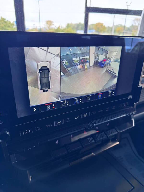 2024 GMC HUMMER EV 2X