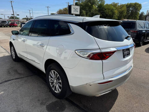 2022 Buick Enclave Essence