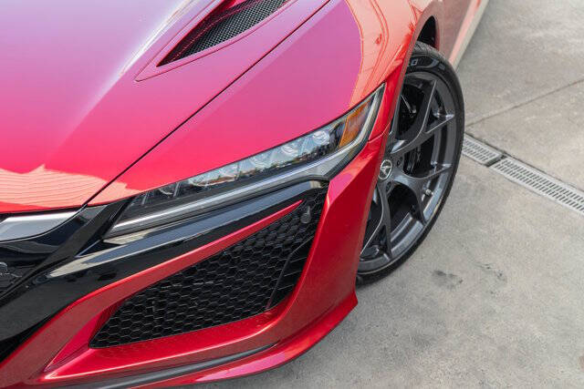 2017 Acura NSX 41