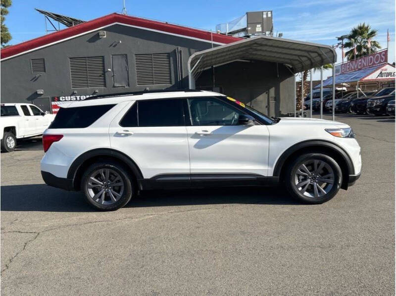 2022 Ford Explorer for sale at Carros Usados Fresno in Fresno CA