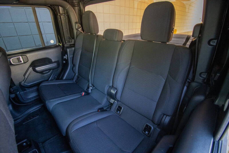 2020 Jeep Gladiator Sport S