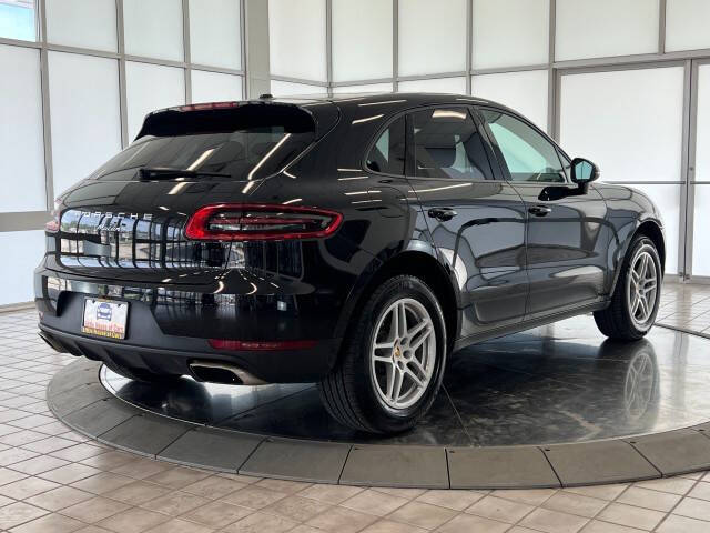 2017 Porsche Macan