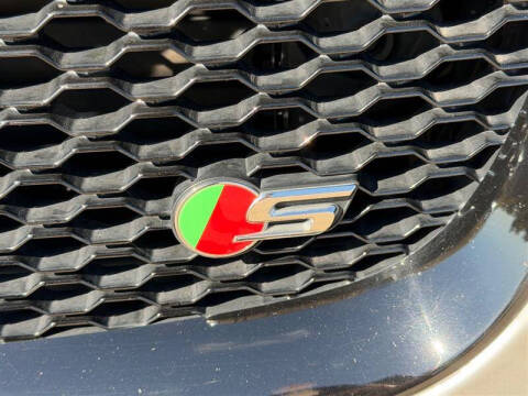 2019 Jaguar F-PACE S