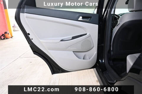 2020 Hyundai Tucson SE