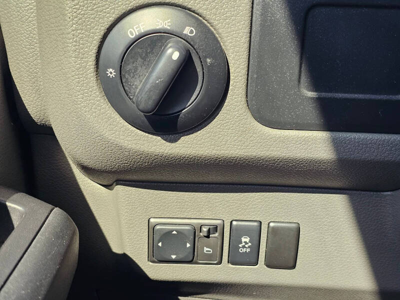 2012 Nissan NV 2500 HD S