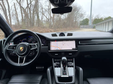 2021 Porsche Cayenne GTS