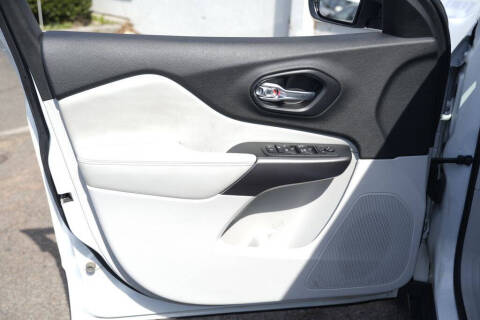 2021 Jeep Cherokee Latitude Plus