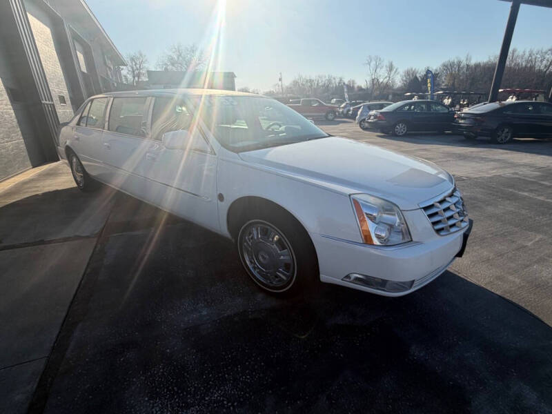 2011 Cadillac DTS Pro Coachbuilder Limo