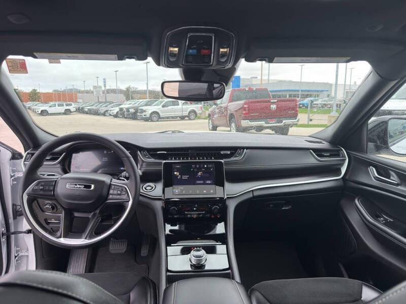 2024 Jeep Grand Cherokee Altitude X