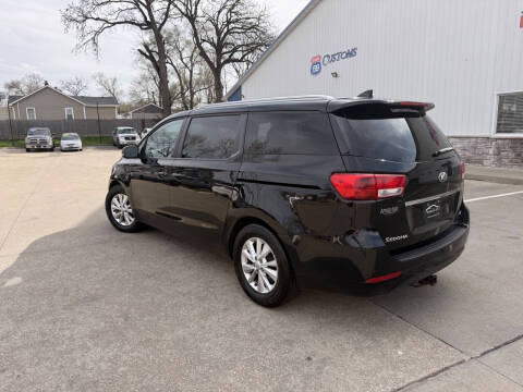 2016 Kia Sedona LX