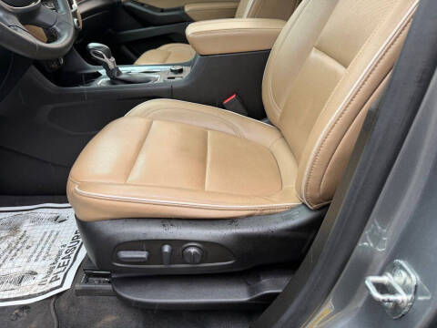 2023 Chevrolet Traverse Premier