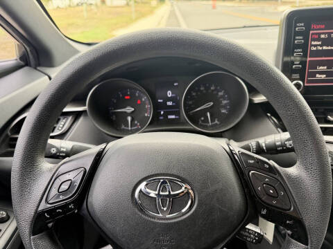 2019 Toyota C-HR LE