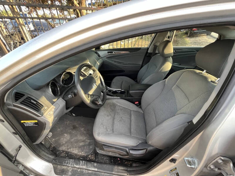 2013 Hyundai Sonata Hybrid