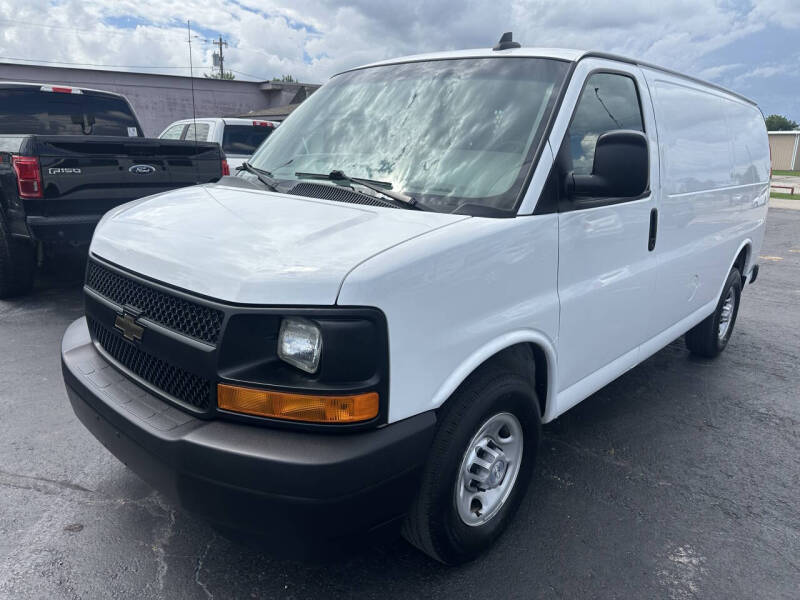 2017 Chevrolet Express 2500
