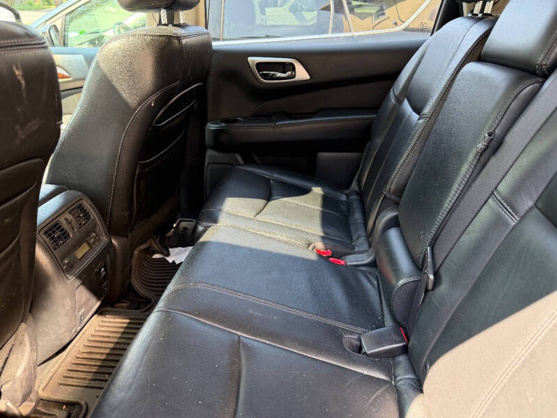 2013 Nissan Pathfinder SL