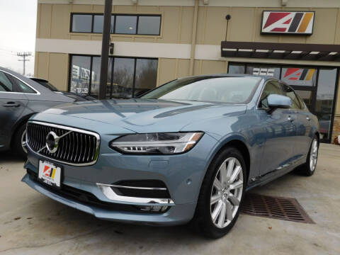 2017 Volvo S90