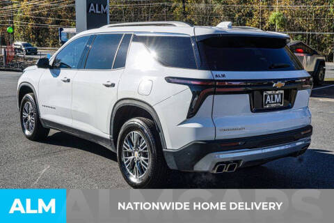 2024 Chevrolet Traverse LT