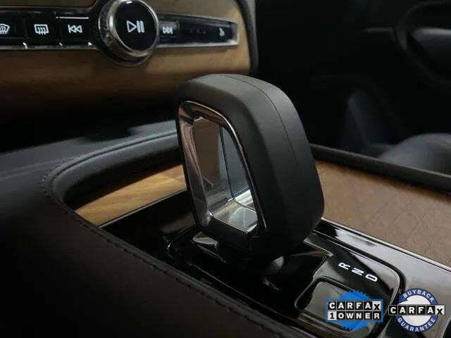 2025 Volvo XC90 B6 Plus Bright Theme 7P