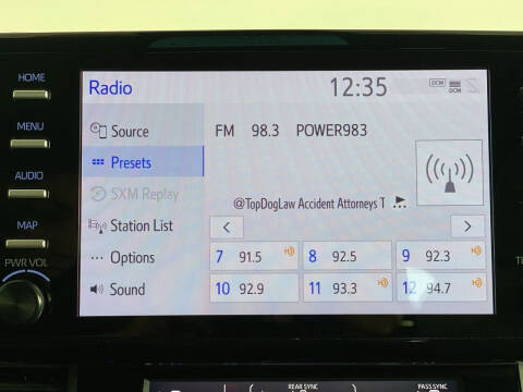 2023 Toyota Sienna LE 8-Passenger